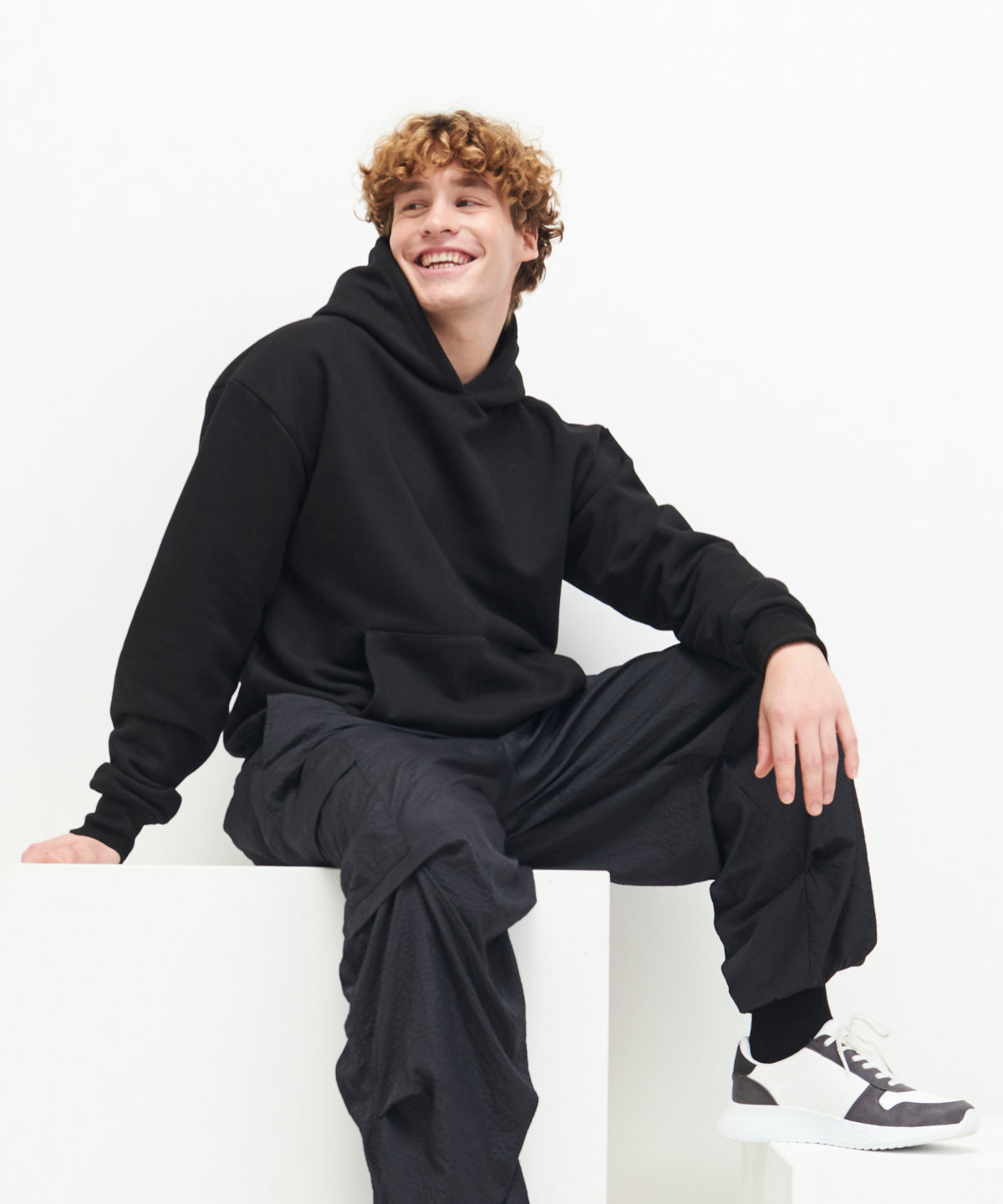 REEDER OVERSIZED HEAVY WEIGHT HOODIE